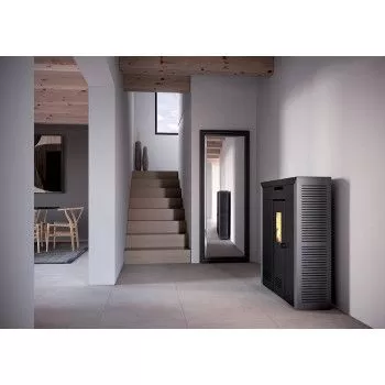 Poêle à granulés DAGLAN SLIM 9 - Invicta - Faible encombrement - 9 kW - Image d'ambiance