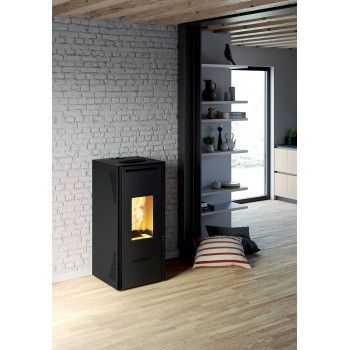 Poêle à granulés TALO 11 noir - Invicta ref P641414 - Poele 11 kw canalisable - Ambiance