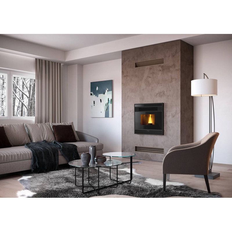 Insert à granulés LIERA 70 - 10 kW - Canalisable - Vitre "magic light" - Deville